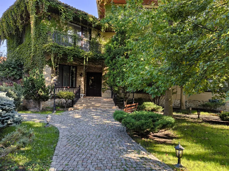 5-кімнатний будинок, 392 м², Таїрова