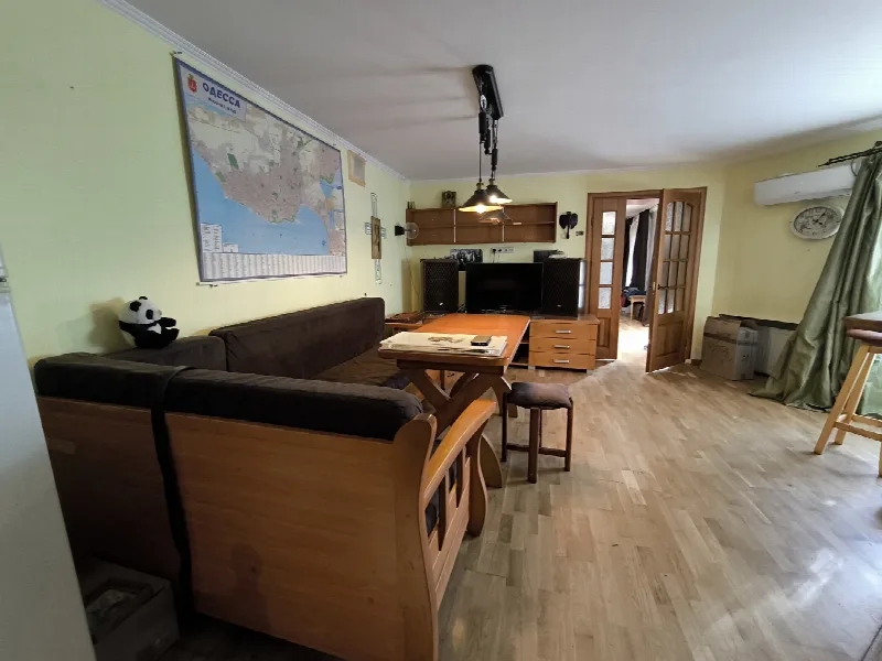 3-кімнатна квартира, 120 м², Центр