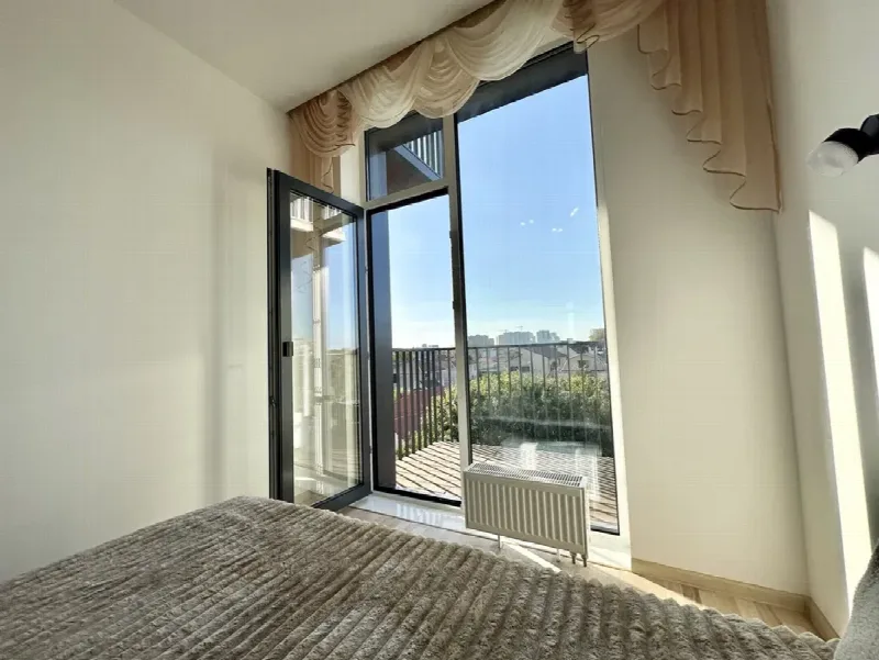 1-кімнатна квартира, 42 м², Пространство на 9 фонтана, Фонтан