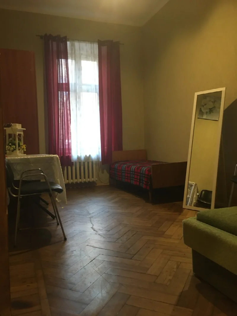 2-кімнатна квартира, 47 м², Центр