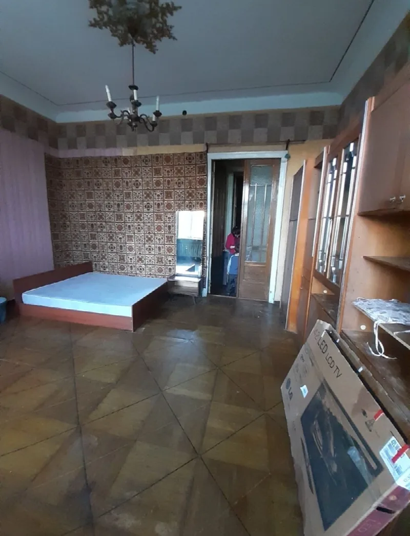 3-комнатная квартира, 52 м², Центр