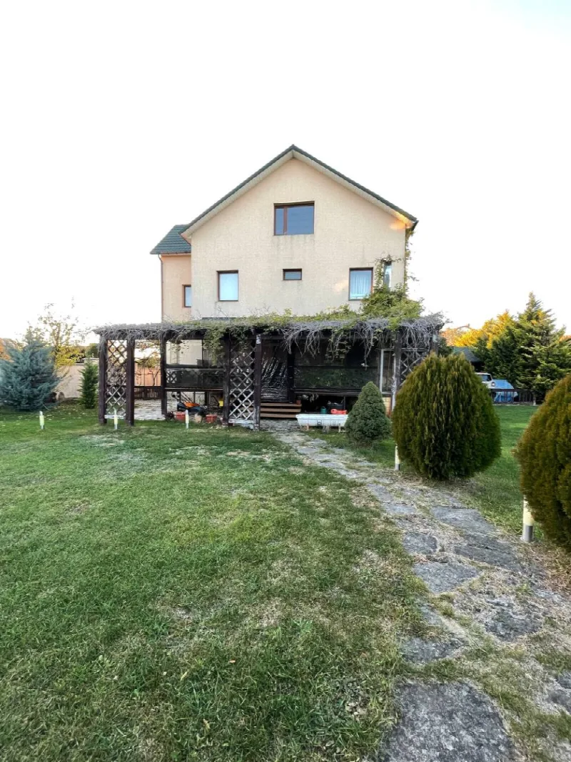 5-кімнатний будинок, 330 м², Крижанівка