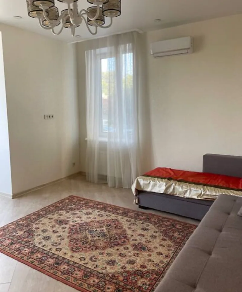 1-кімнатна квартира, 50 м², Таїрова