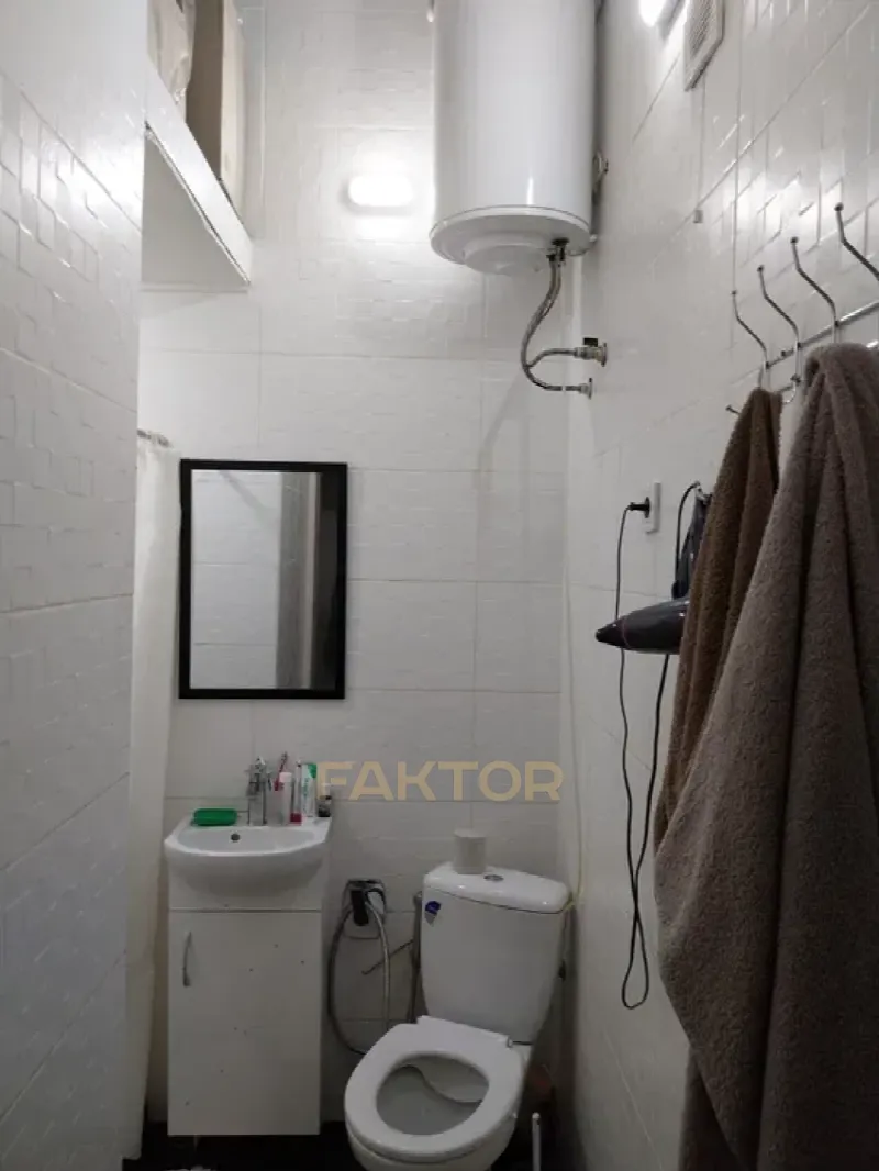 Room 20 m², floor 1/4, Torhova St