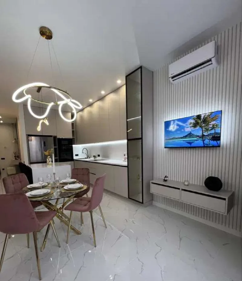 3-кімнатні, 90 м²