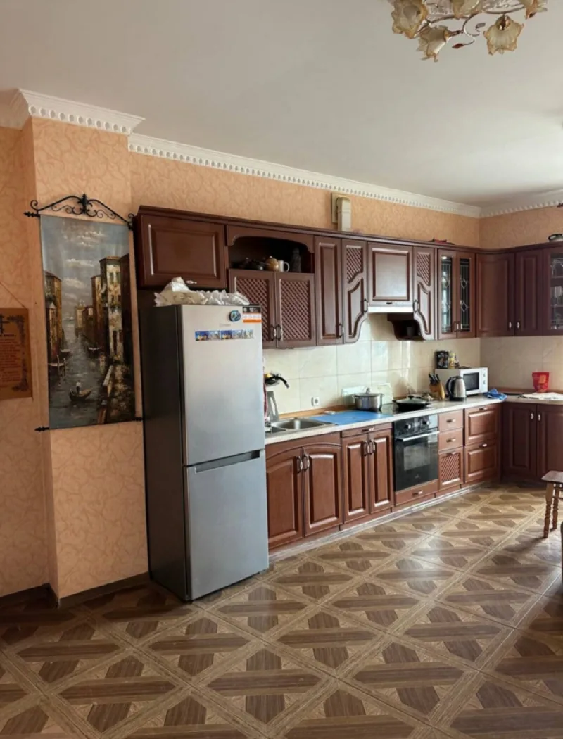 3-кімнатна квартира, 147 м², Каскад, Таїрова