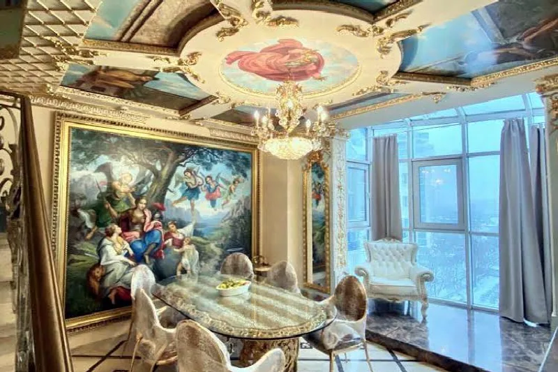 6-кімнатна квартира, 360 м², Центр