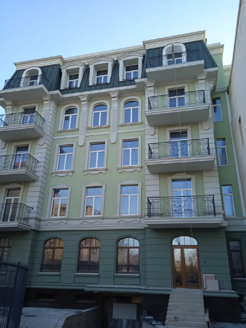 1-кімнатна квартира, 61 м², Центр