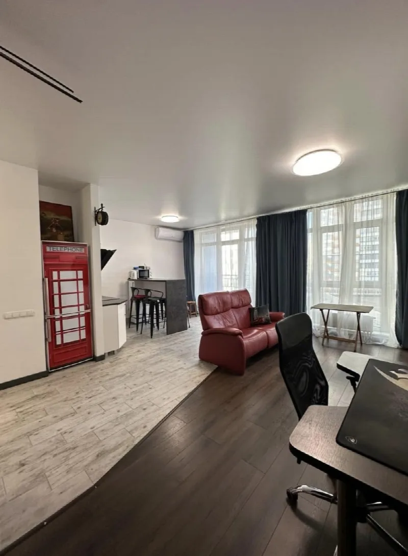 1-кімнатні, 47 м²