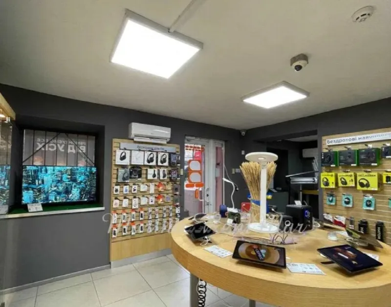 Коммерция, 126 м², Центр