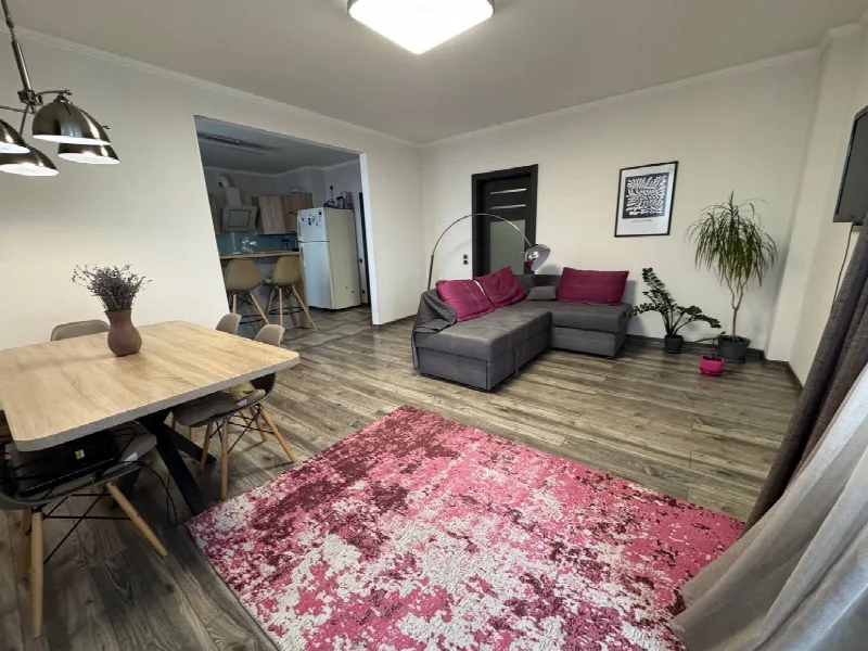 2-кімнатна квартира, 98 м², Одеський двір, Молдаванка