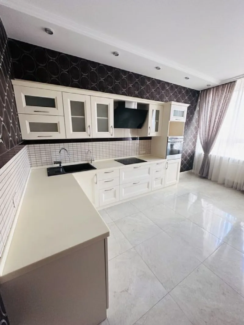 3-кімнатні, 101 м²