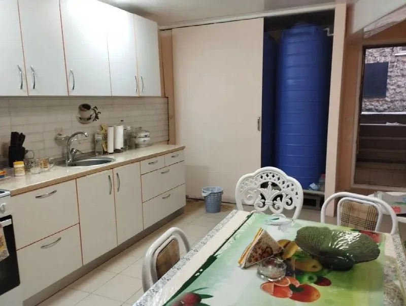 6-room house, 100 m², Burlacha Balka