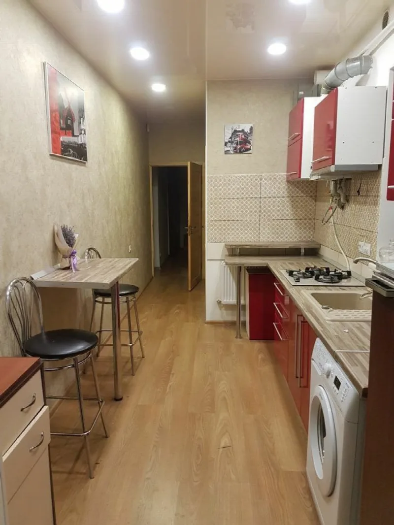 2-кімнатна квартира, 40 м², Центр