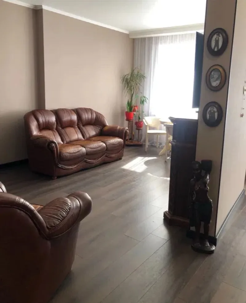 2-кімнатні, 64 м²