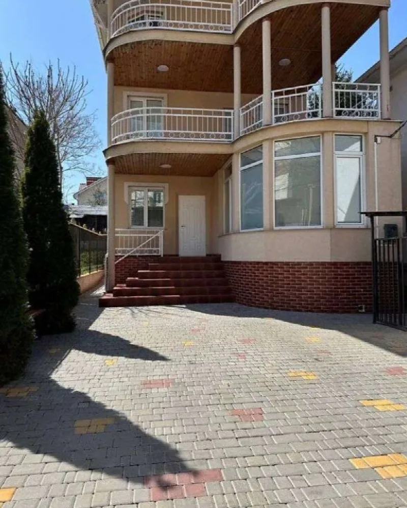 8-кімнатний будинок, 237 м², Таїрова