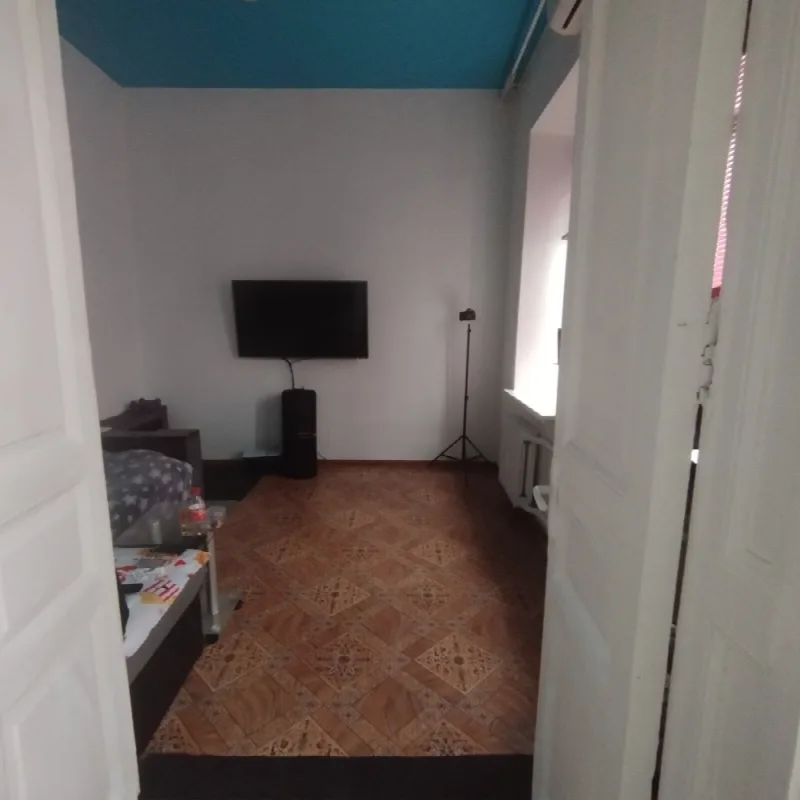 2-кімнатна квартира, 32 м², Центр