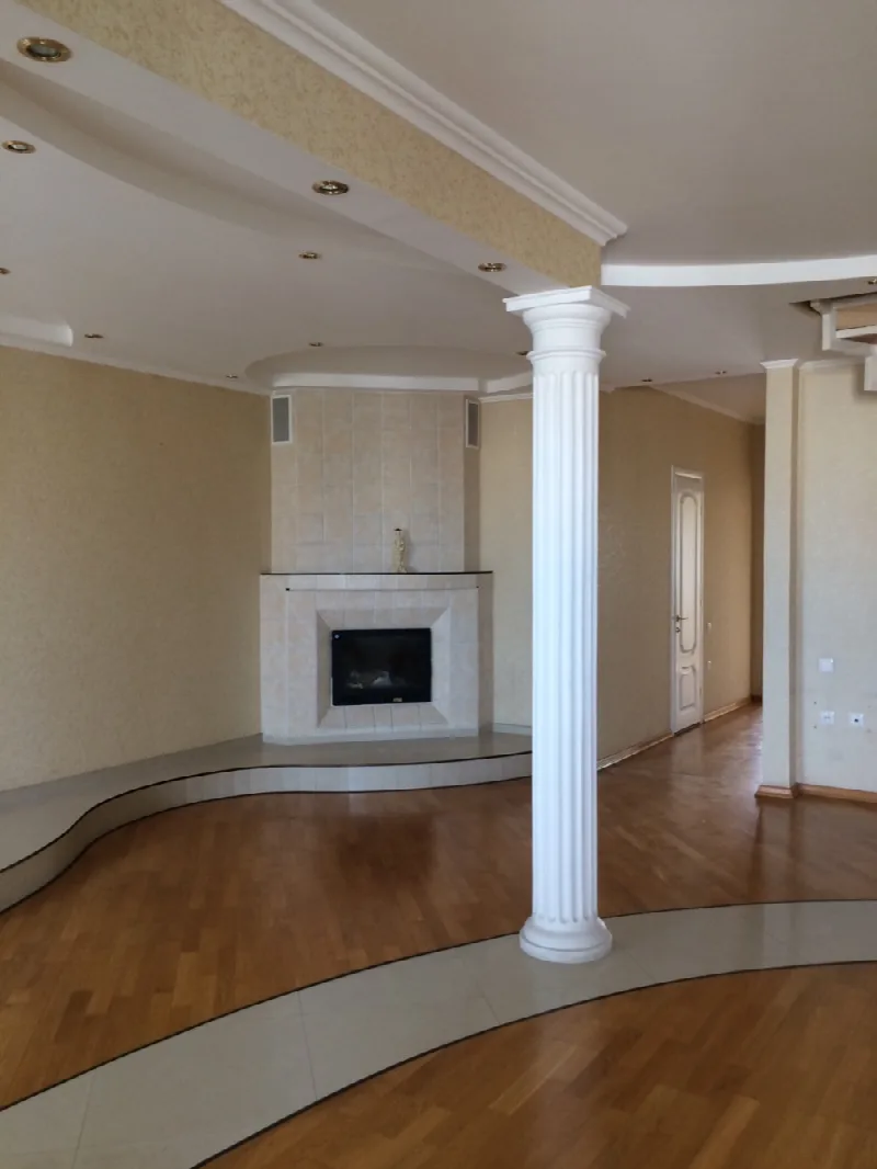 4-кімнатна квартира, 178 м², Фонтан