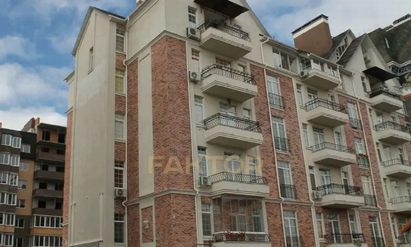 3-room apartment 144 m², floor 10/11, The "English House" residential complex (building 4 at 4 Sofievskaya Street), Sofiivska St
