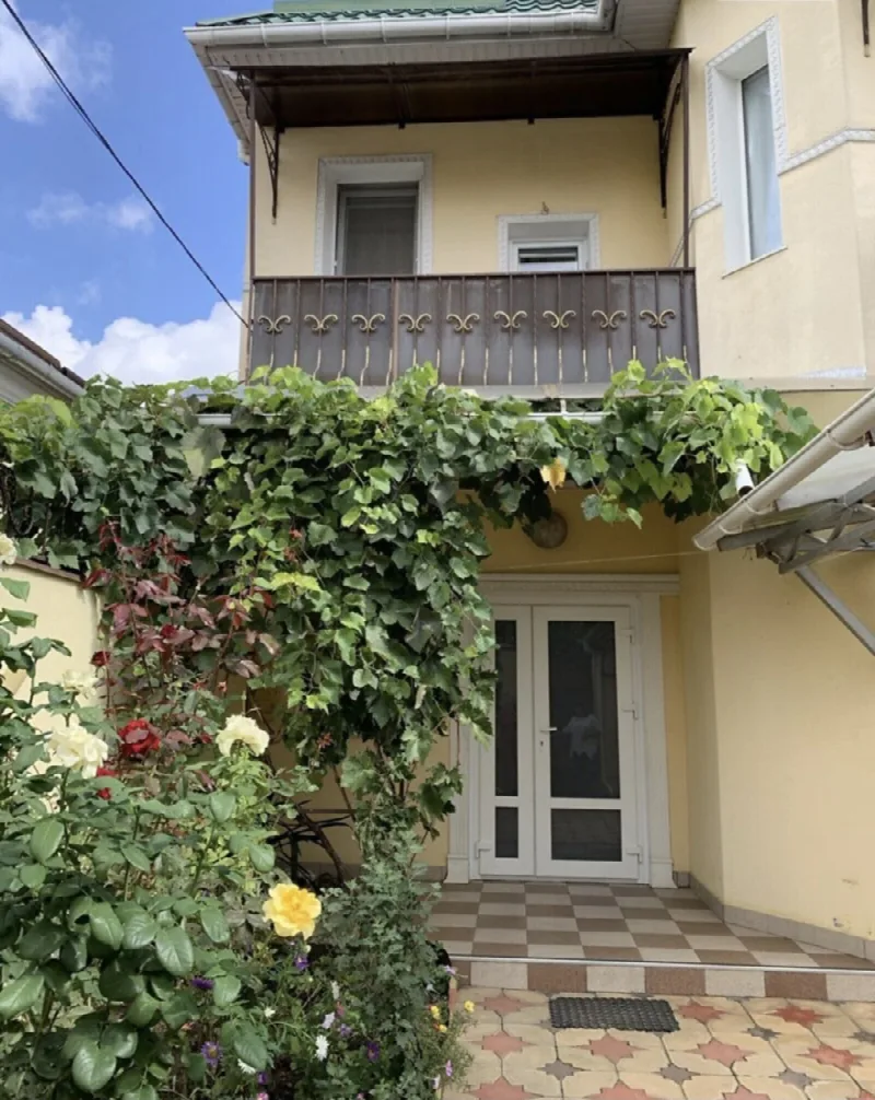 4-кімнатний будинок, 141 м², Таїрова