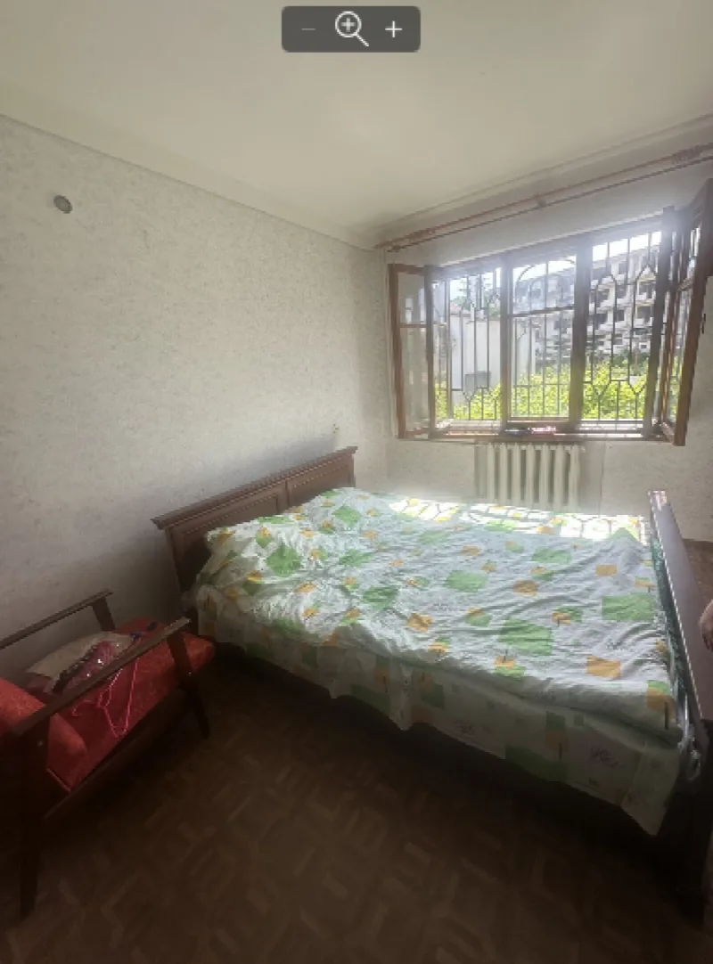 6-кімнатні, 161 м²