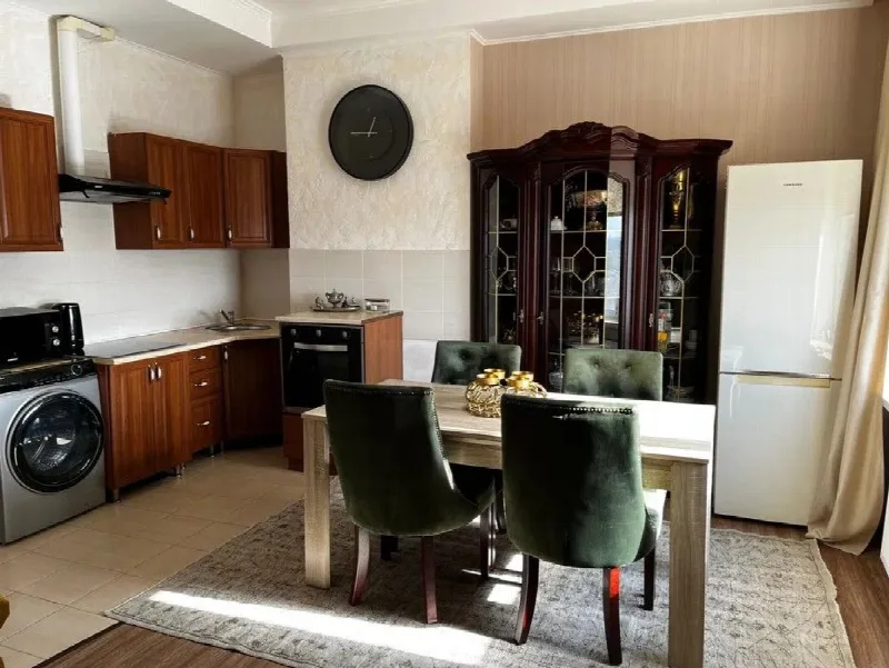 2-кімнатні, 65 м²