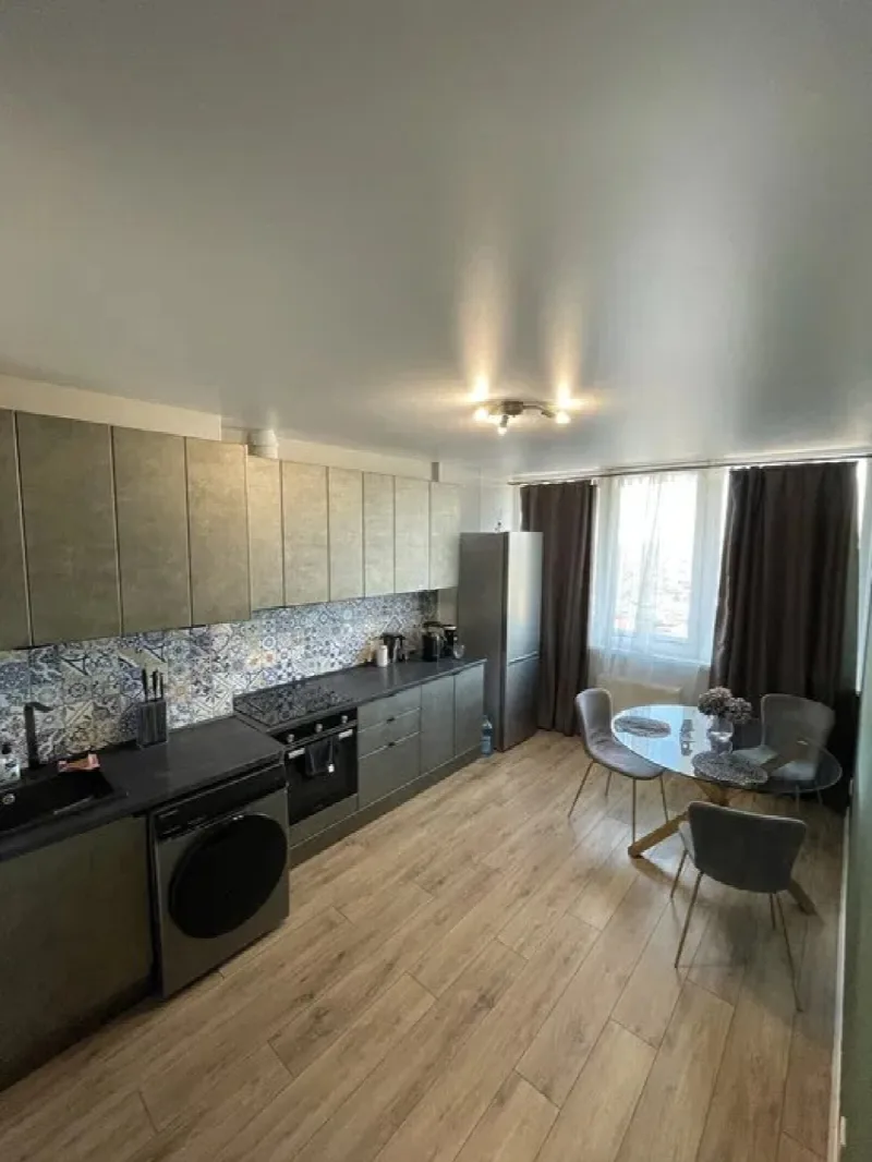 1-комнатная квартира, 43 м², Маршал Сити, Лиманка