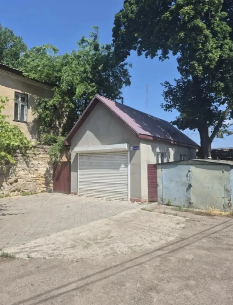 Комерційна, 30 м², Фонтан