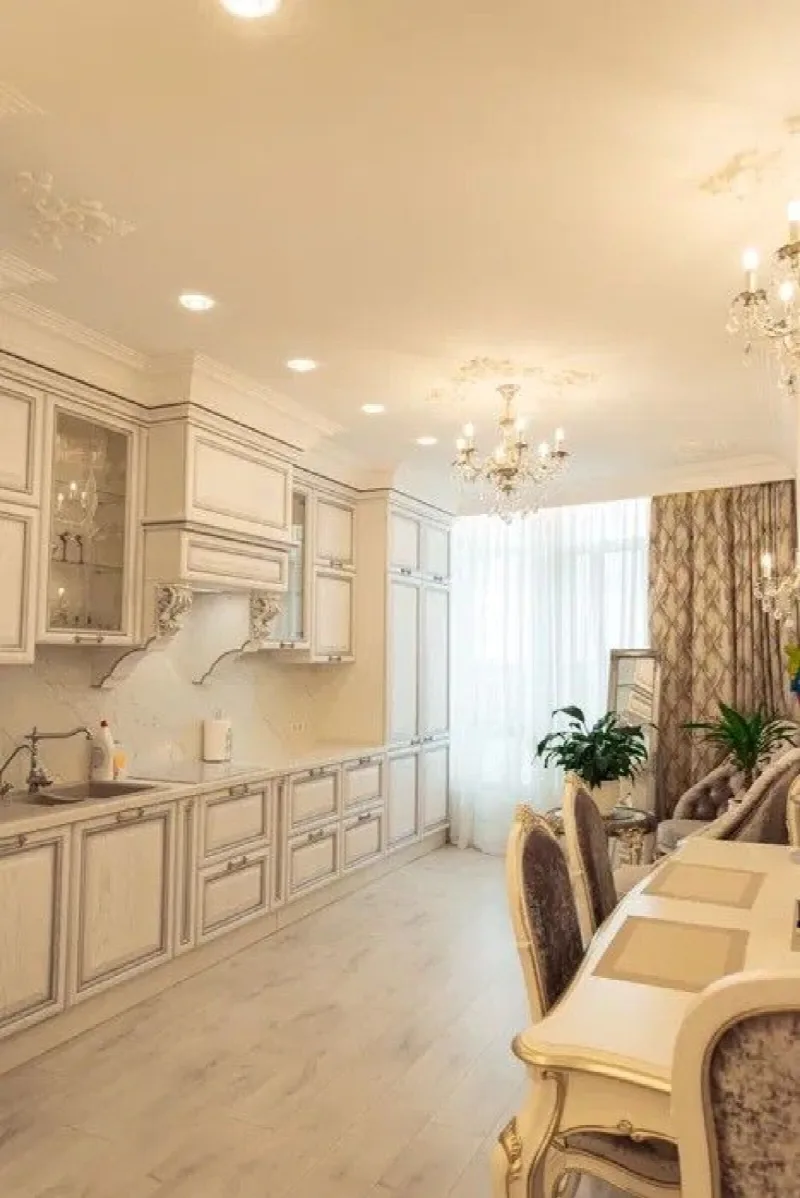3-комнатная квартира, 94 м², Бельэтаж, Центр