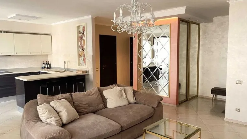 2-room, 76 m²