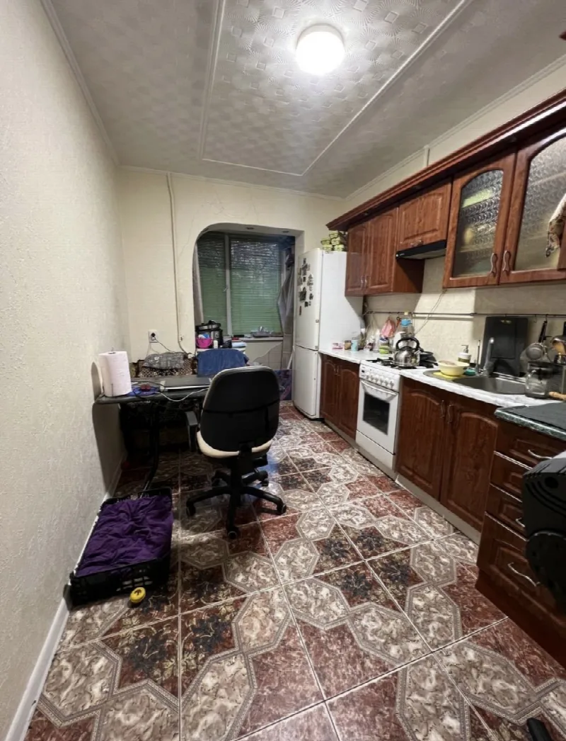 3-кімнатна квартира, 64 м², Таїрова