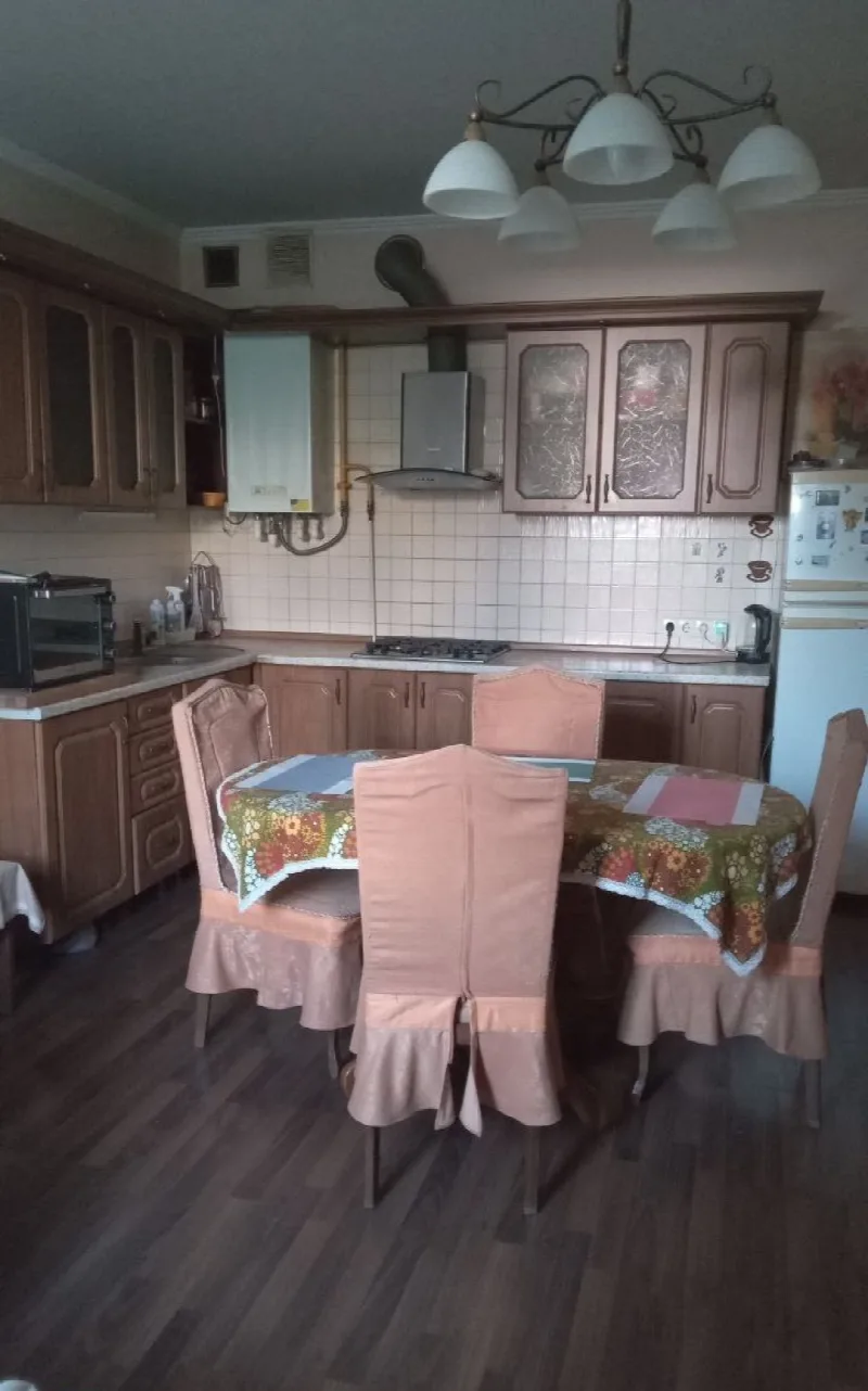3-кімнатний будинок, 161 м², Царське Село 2