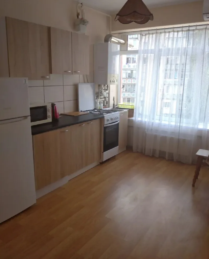 2-комнатная квартира, 43 м², Лазурный, Лузановка