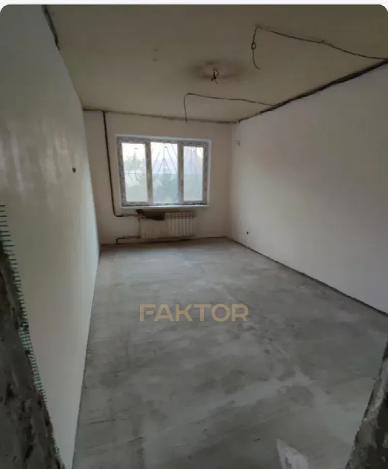 5-кімн. квартира 138 м², 2/9 пов., дор. Фонтанська