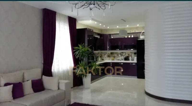 Дом 400 м², участок 5 сот., дор. Люстдорфская, Таирова