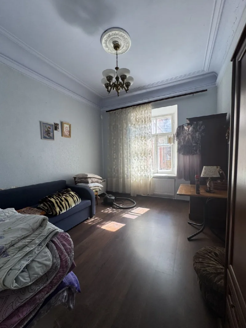 5-room apartment, 138 m², City centre
