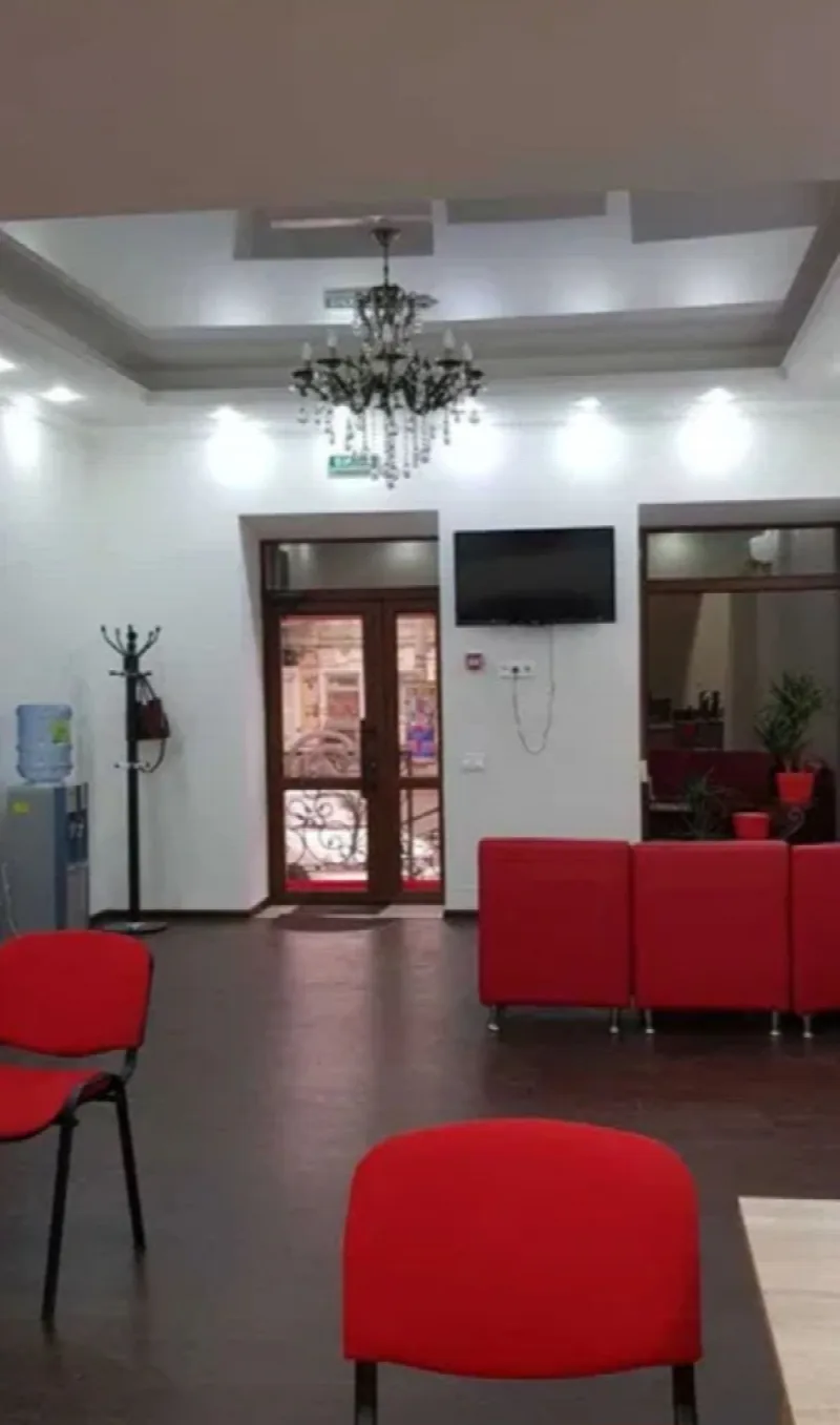 Commercial, 100 m², City centre