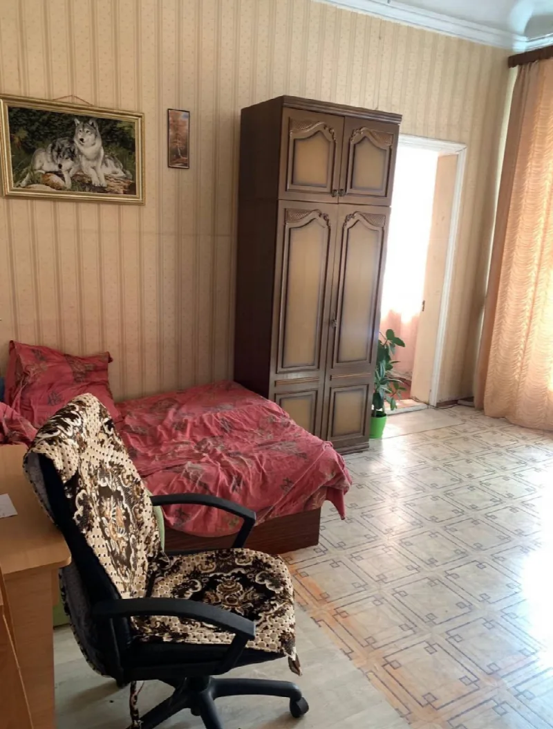 4-кімнатна квартира, 95 м², Молдаванка