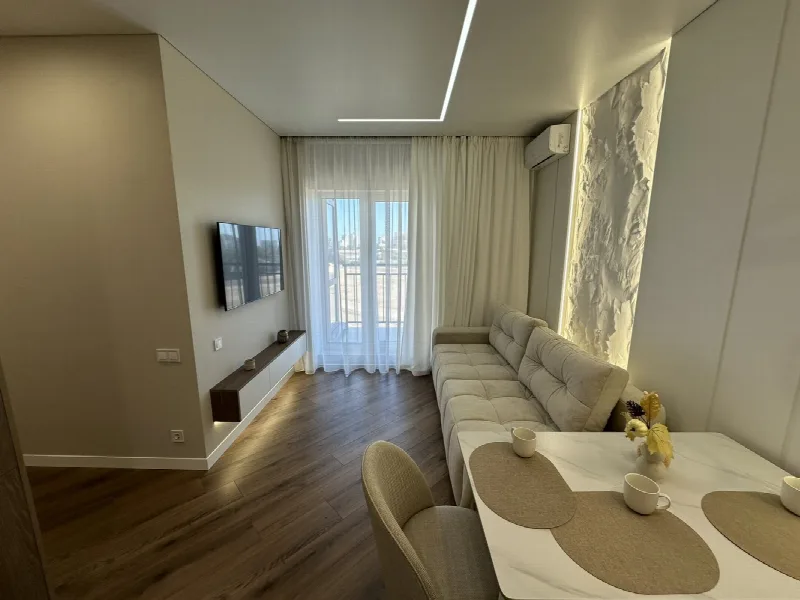 1-кімнатні, 43 м²