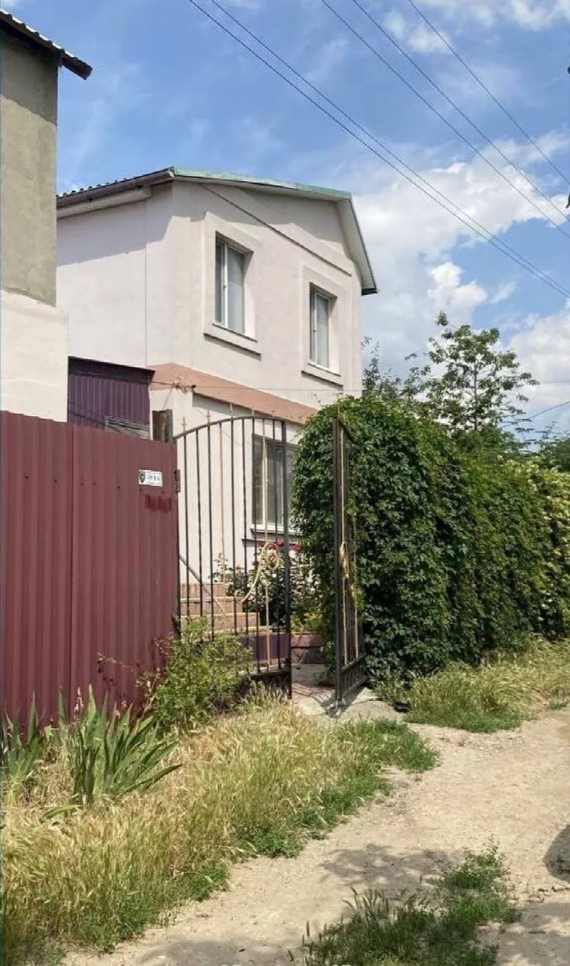 2-кімнатні, 95 м²