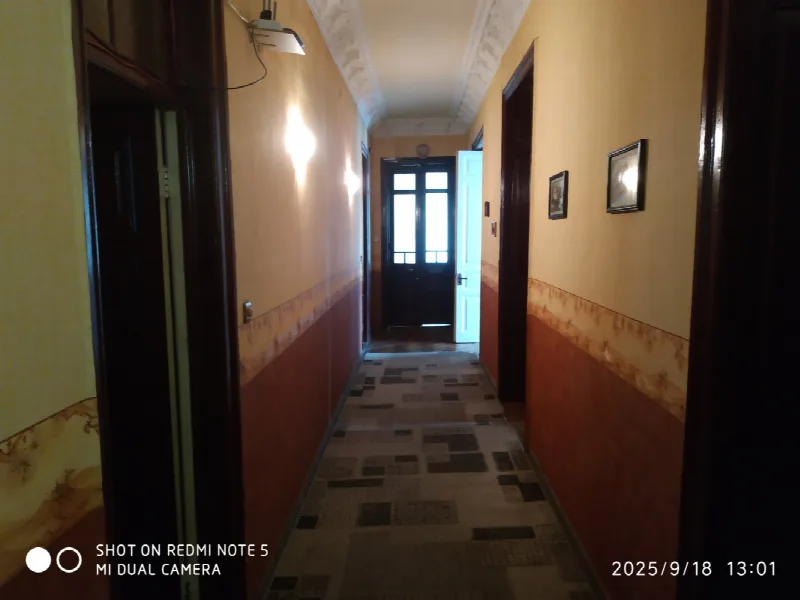 6-room apartment, 150 m², City centre