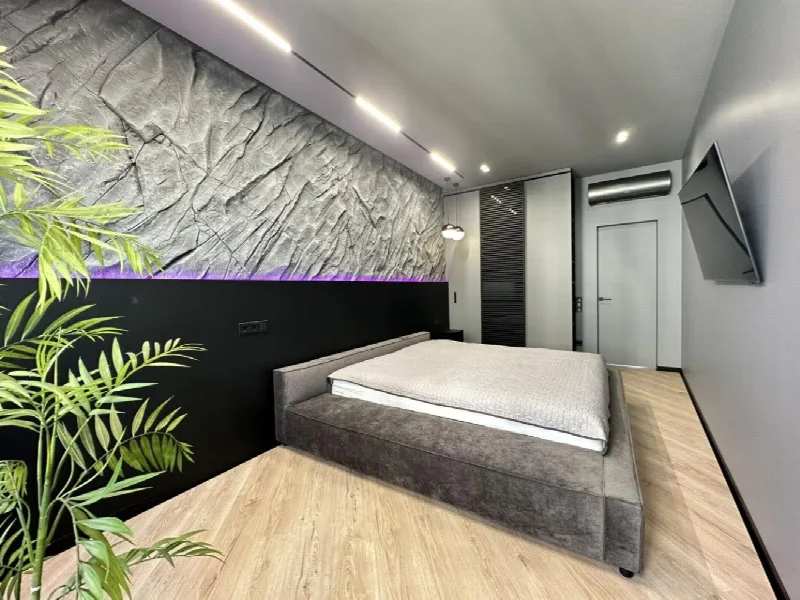 2-кімнатні, 80 м²