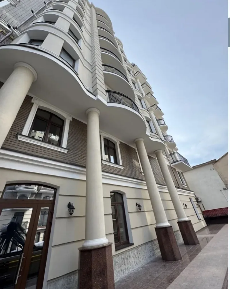2-комнатная квартира, 75 м², Виндзор дом 1, Центр