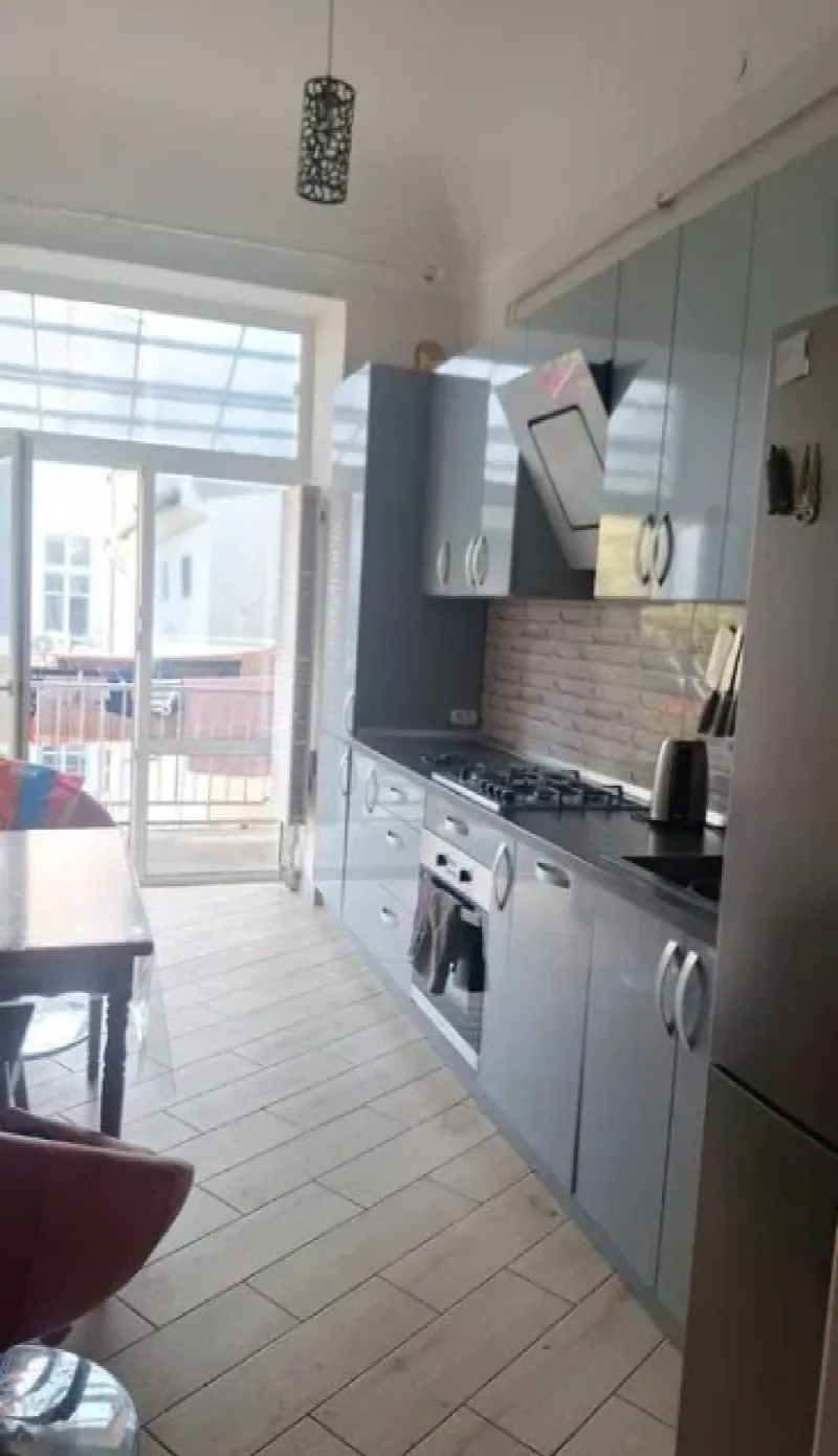 2-кімнатні, 64 м²