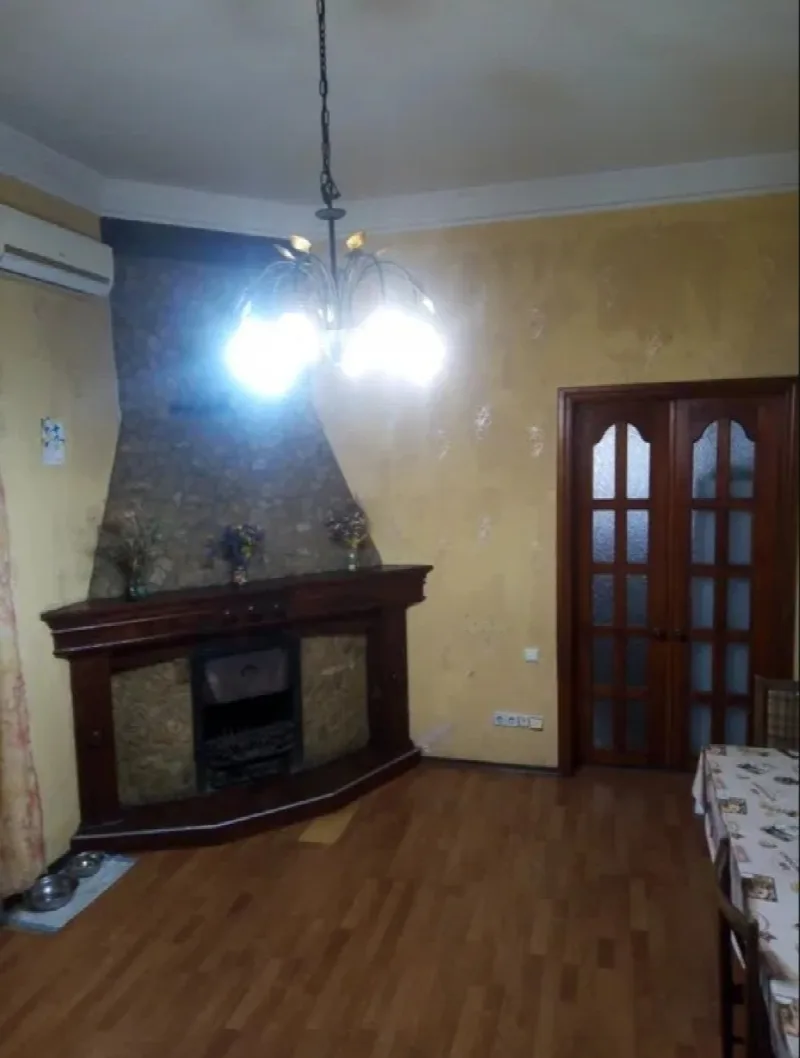 4-кімнатні, 120 м²