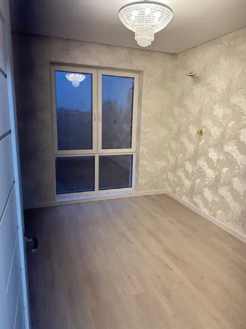 1-комнатная квартира, 30 м², Золотые столбы, Слободка