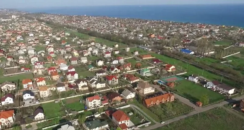 Land, 40 000 m², Fontanka