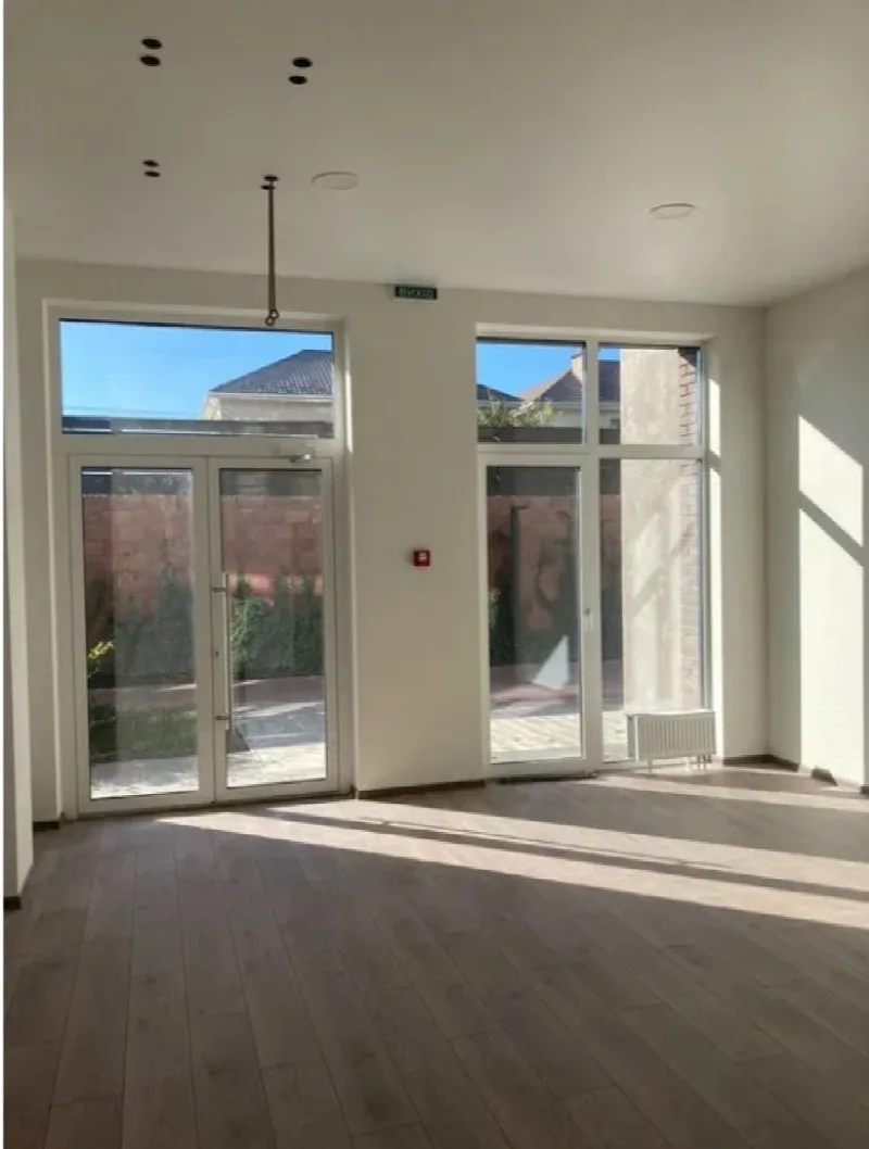 Commercial, 97 m², Tairova