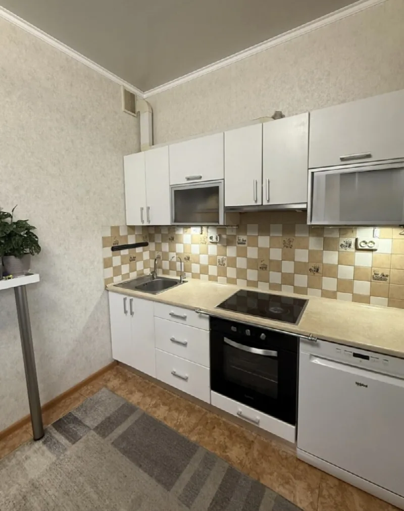 1-кімнатні, 51 м²