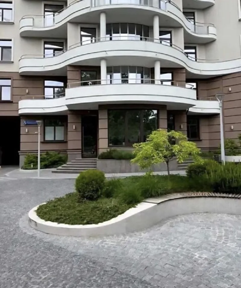 2-кімнатна квартира, 105 м², Будинки Каркашадзе, Шевченко-Французький